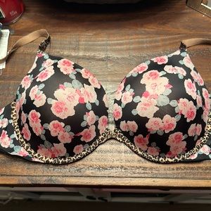 Victoria’s Secret bra